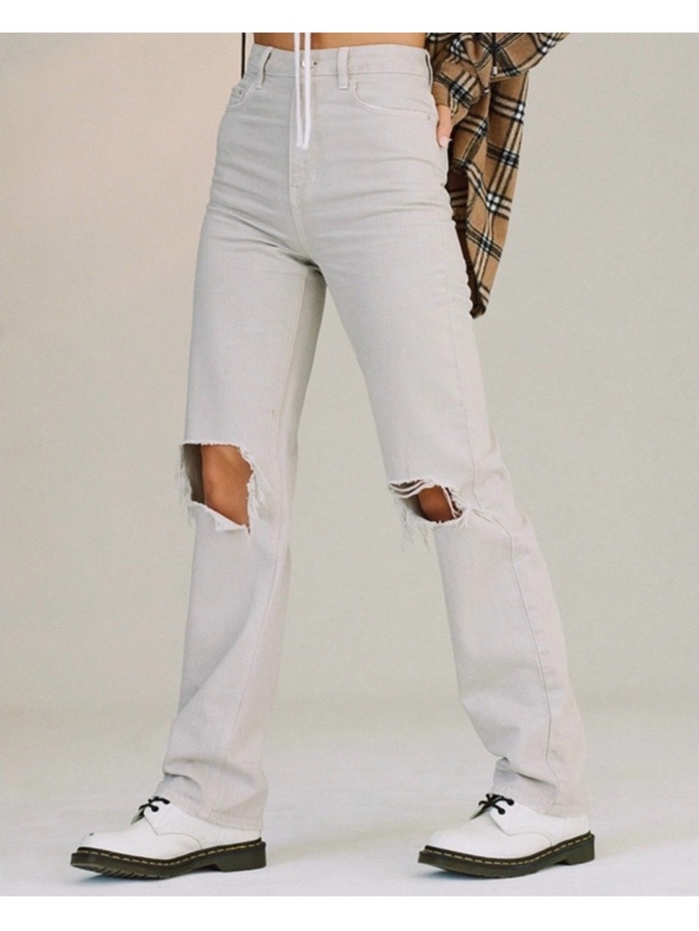 Pacsun 90’s Boyfriend High-Rise Light Gray Khaki Distressed Jeans